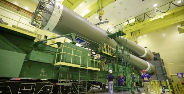 РОСКОСМОС. ЗАВЕРШЕНА ОБЩАЯ СБОРКА РКН «СОЮЗ-2.1А»