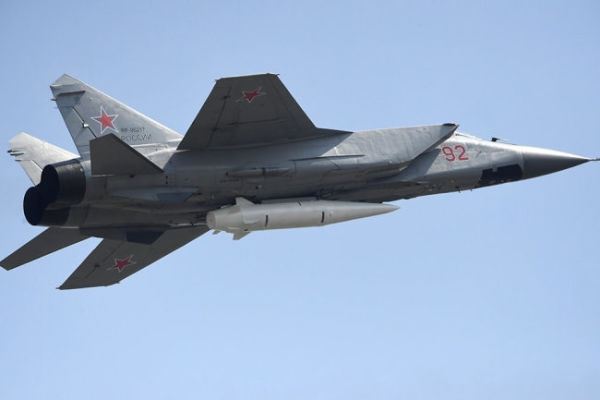 Российский "Кинжал" назван главной угрозой для авианосцев США