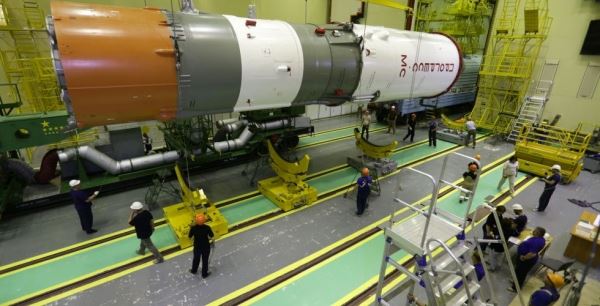 РОСКОСМОС. ЗАВЕРШЕНА ОБЩАЯ СБОРКА РКН «СОЮЗ-2.1А»