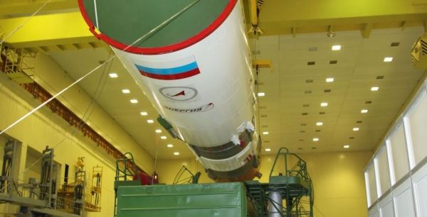 РОСКОСМОС. ЗАВЕРШЕНА ОБЩАЯ СБОРКА РКН «СОЮЗ-2.1А»