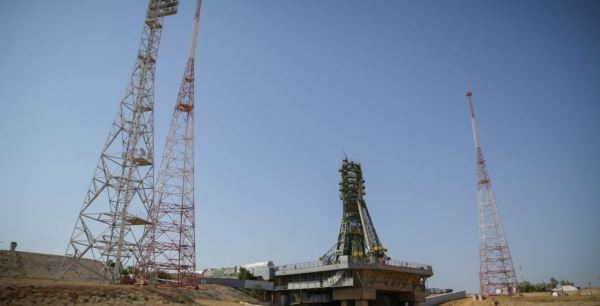 РОСКОСМОС. РН «СОЮЗ-2.1А» С ТГК «ПРОГРЕСС МС-09» ВЫВЕЗЕНА НА СТАРТОВЫЙ КОМПЛЕКС