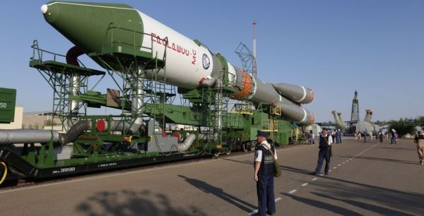 РОСКОСМОС. РН «СОЮЗ-2.1А» С ТГК «ПРОГРЕСС МС-09» ВЫВЕЗЕНА НА СТАРТОВЫЙ КОМПЛЕКС